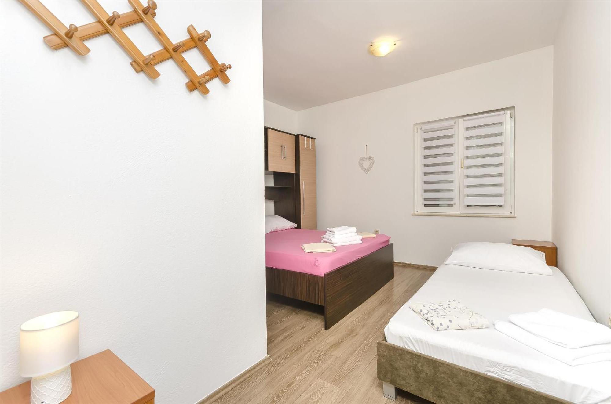 Apartments Sanja Tribalj Exterior foto